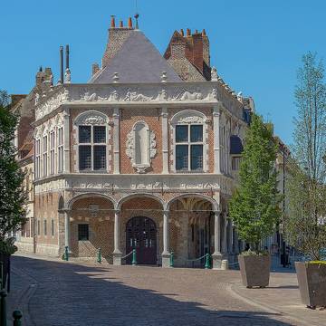 Hôtel de ville dAire-sur-la-Lys
